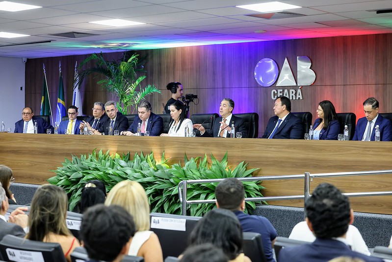 Visita do ministro Luís Roberto Barroso à OAB-CE