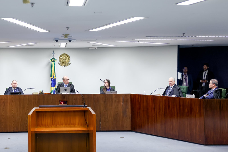 Ministros da Segunda Turma durante sessão do colegiado