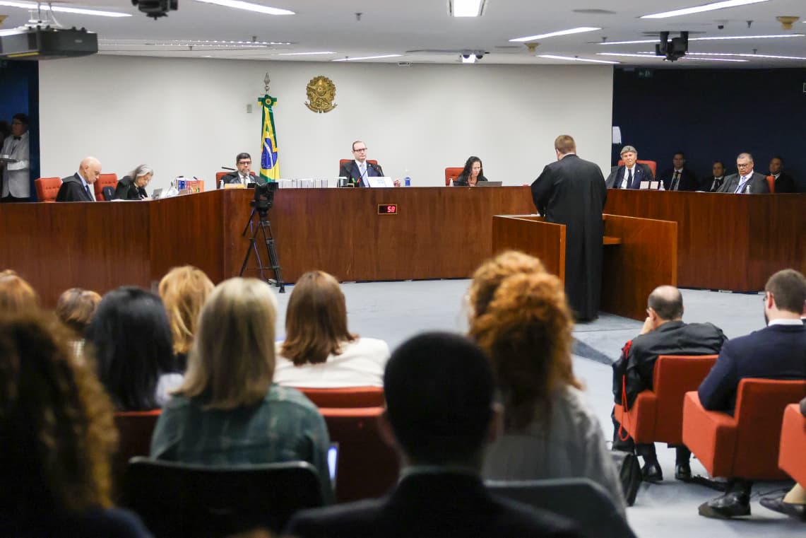 Foto colorida do julgamento da AP 2668