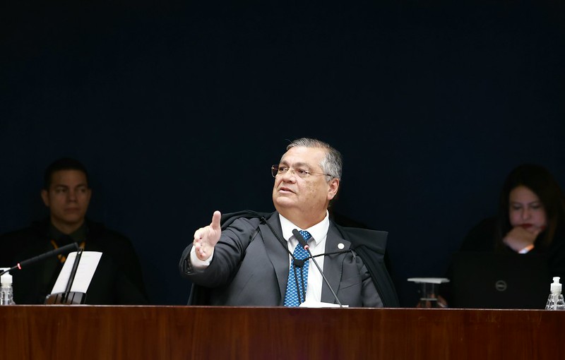 Segundo a votar, ministro Flávio Dino defende condenação de réus por tentativa de golpe