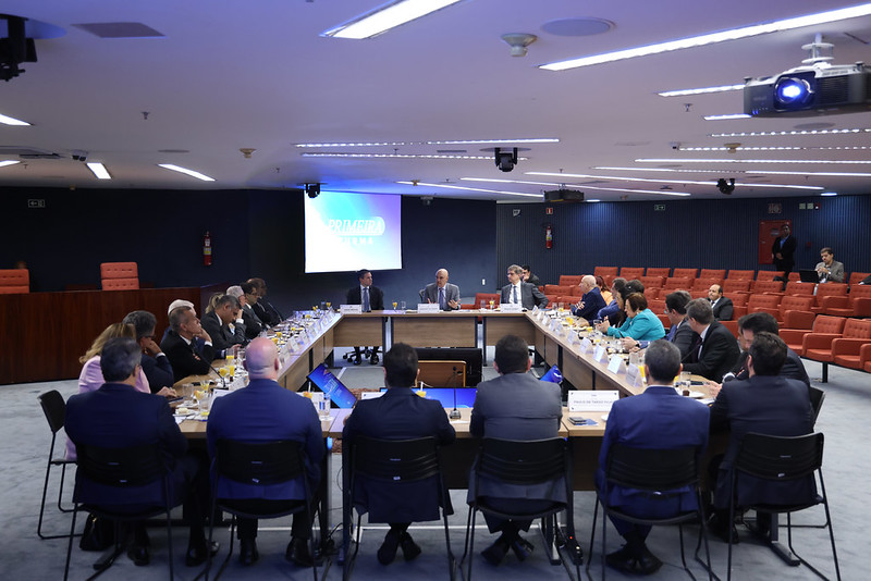 Ministro Alexandre de Moraes se reúne com Ministério Público