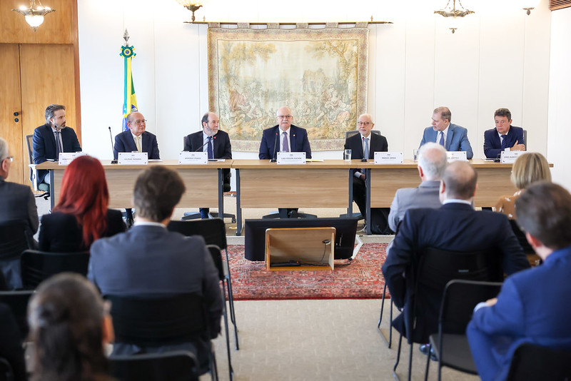 Mesa de Diálogo Acad.