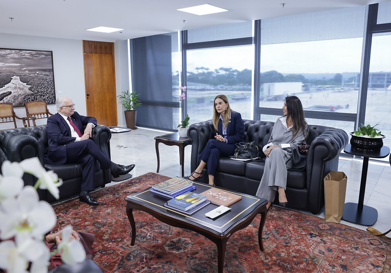 Presidente do STF recebe, em audiência. a senadora Daniella Ribeiro (PP-PB)