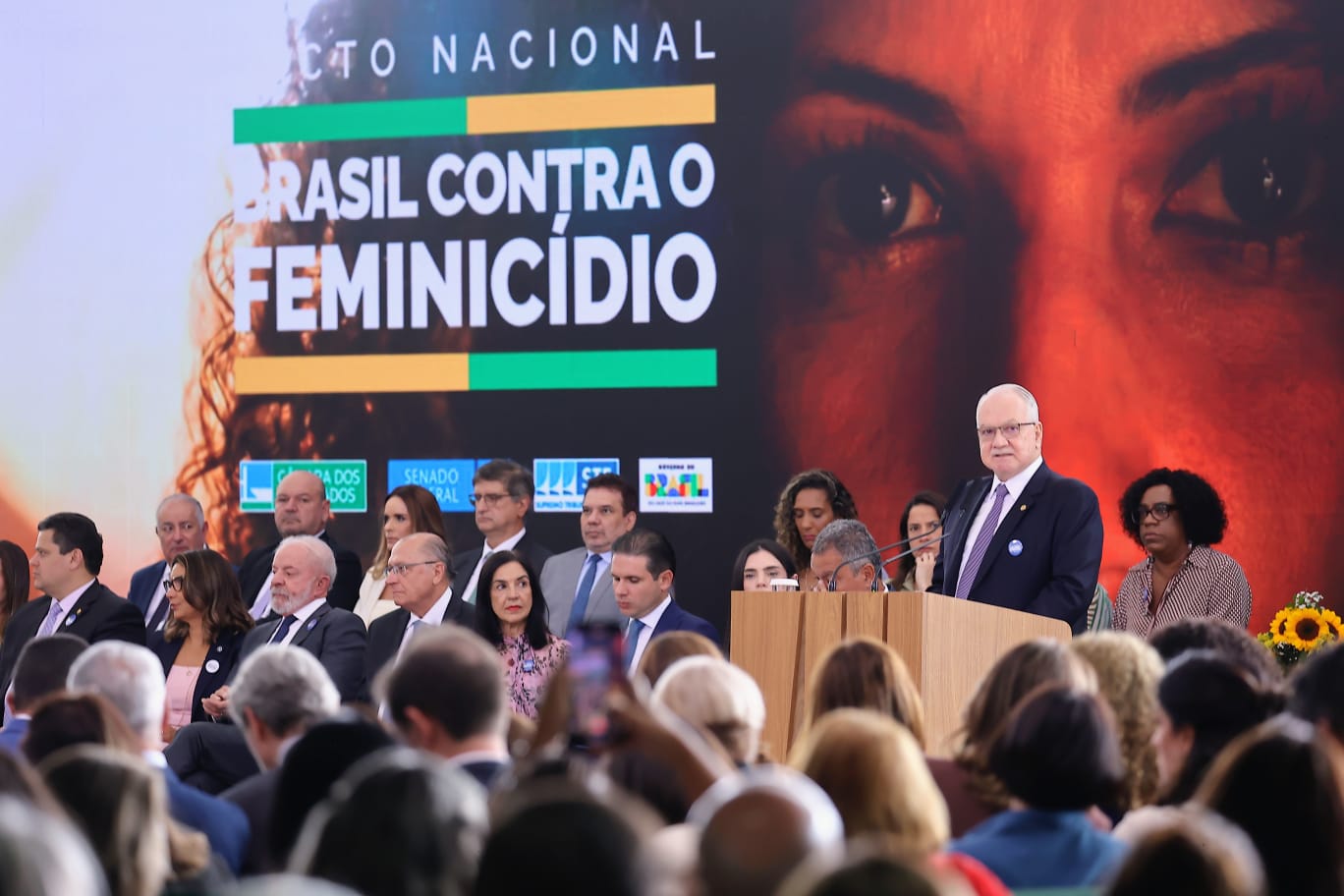 Ministro Edson Fachin na cerimônia de assinatura do Pacto Nacional Brasil de Enfrentamento ao Feminicídio
