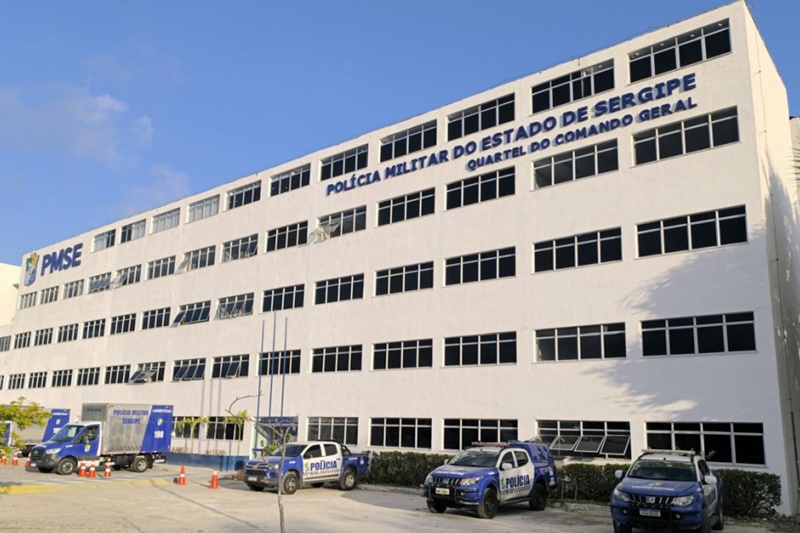 Fotografia do prédio do quartel do comando geral da PM de Sergipe.