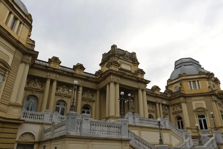 Fotografia do Palácio Guanabara, na cidade do Rio de Janeiro.