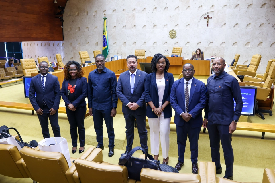 STF recebe delegação do Tribunal Constitucional de Angola para intercâmbio técnico