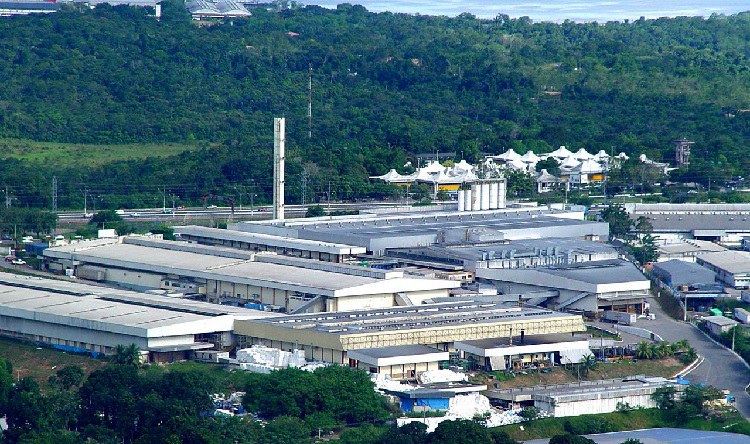 Vista aérea de indústrias da zona franca de manaus
