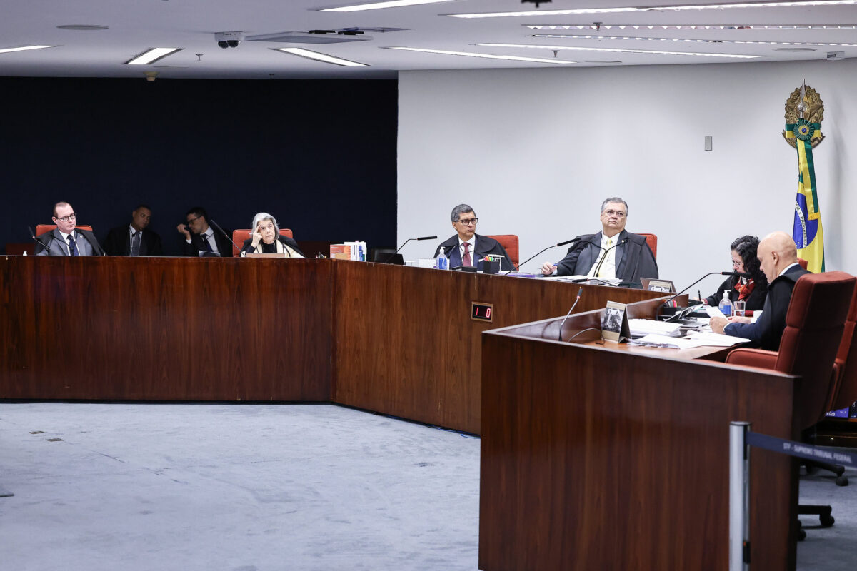 Fotografia da sessão da Primeira Turma do STF em 19/05/2026