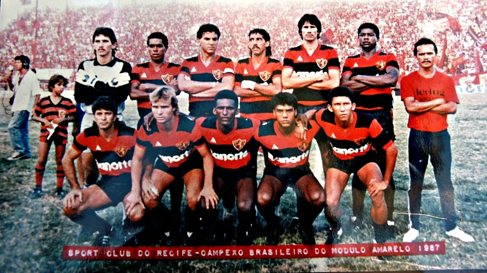 Fotografia do time do Sport na final do Campeonato Brasileiro de 1987