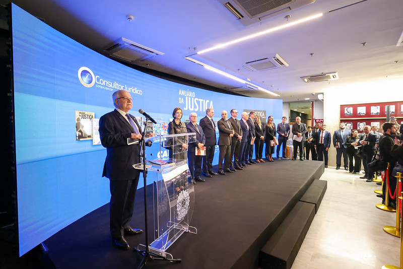 Ministro Edson Fachin discursa no Lançamento do Anuário da Justiça Brasil 2026