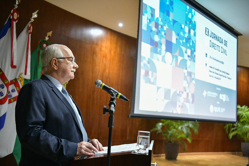 Ministro Edson Fachin durante palestra magna na X Jornada do Direito Civil.