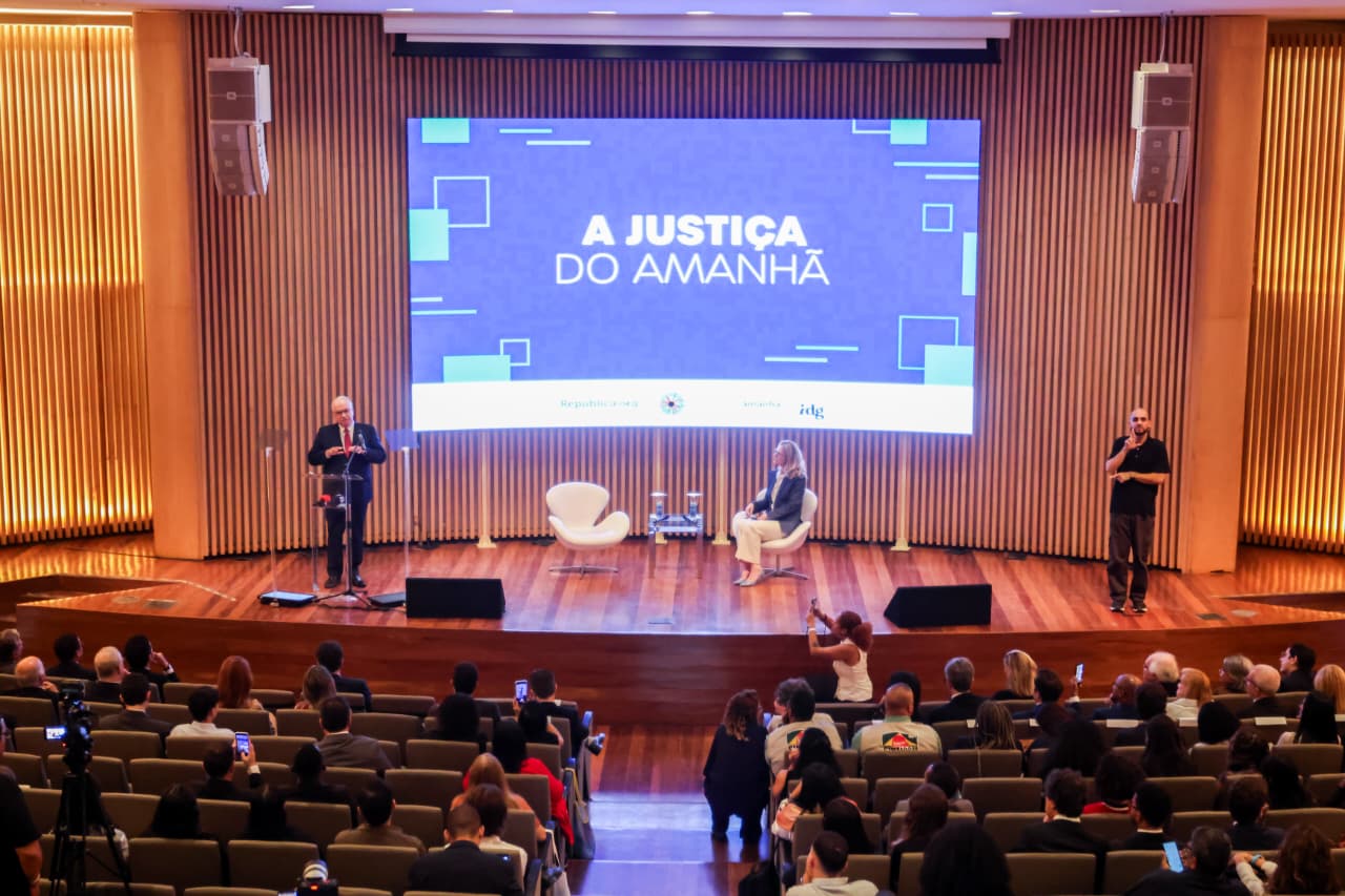Ministro Edson Fachin faz a palestra de abertura do seminário A Justiça do Amanhã, realizado no Rio de Janeiro