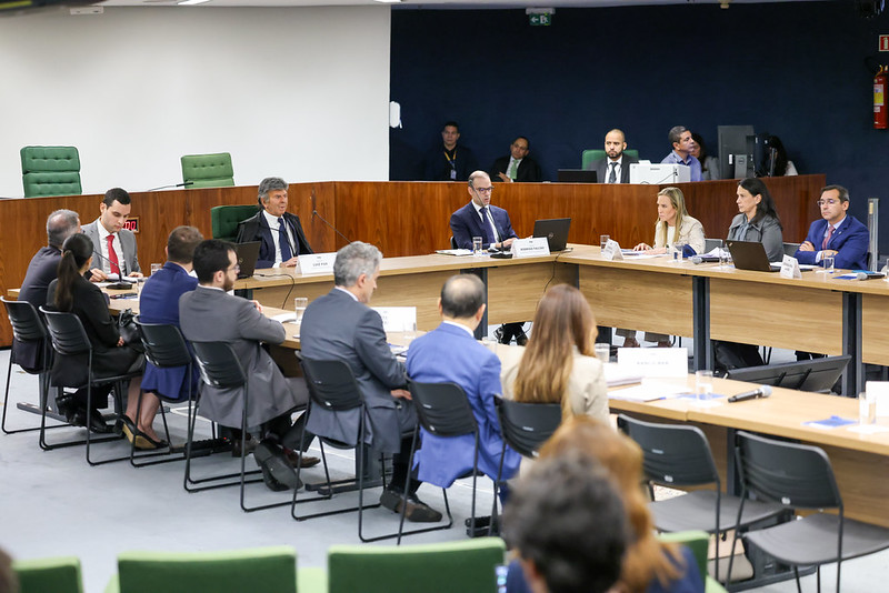 STF mantém aberta negociação sobre solução financeira para Banco de Brasília