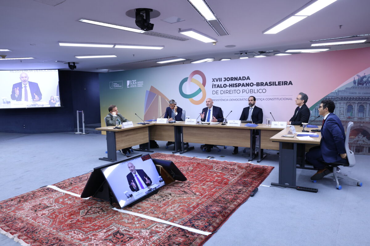 Jornada Ítalo-Hispano-Brasileira termina com debate sobre democracia e justiça constitucional