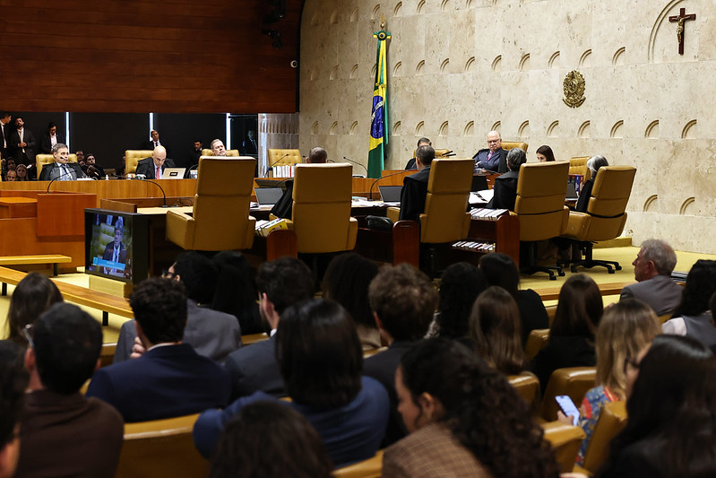 Sess&atilde;o plen&aacute;ria do STF