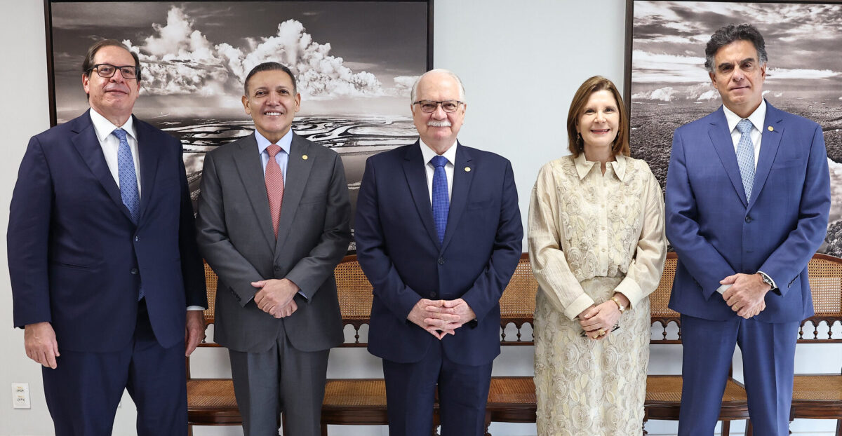 Reunião com Presidentes de Tribunais Superiores - 22/09/2026