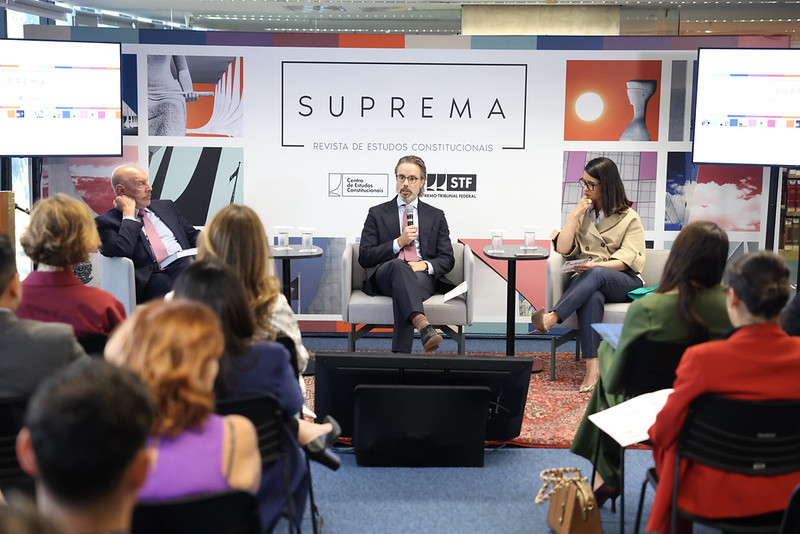 Lançamento e debate de temáticas que integram a edição do volume 6 da Revista Suprema.